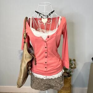 Cute vintage y2k melon/ coral pink tight 3/4 sleeve grunge thin button up top